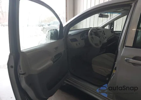 2012 Toyota Sienna Base V6 7 Passenger из США, поврежденный, VIN 5TDZK3DC0CS264067